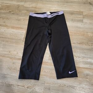 nike wide leg capris
